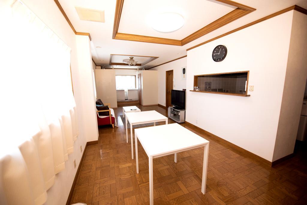 Terrace + House Bentencho Осака Екстериор снимка