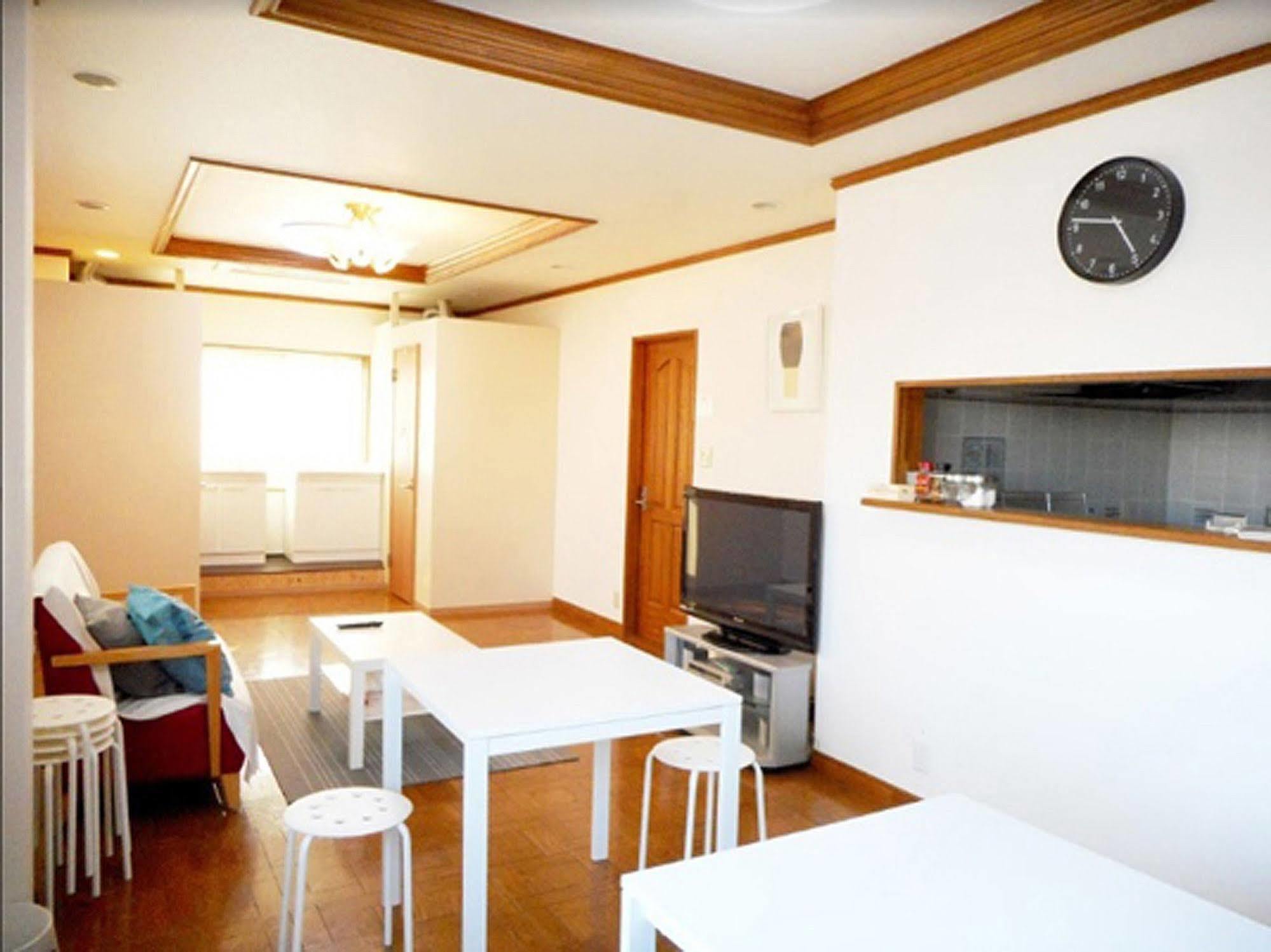 Terrace + House Bentencho Осака Екстериор снимка