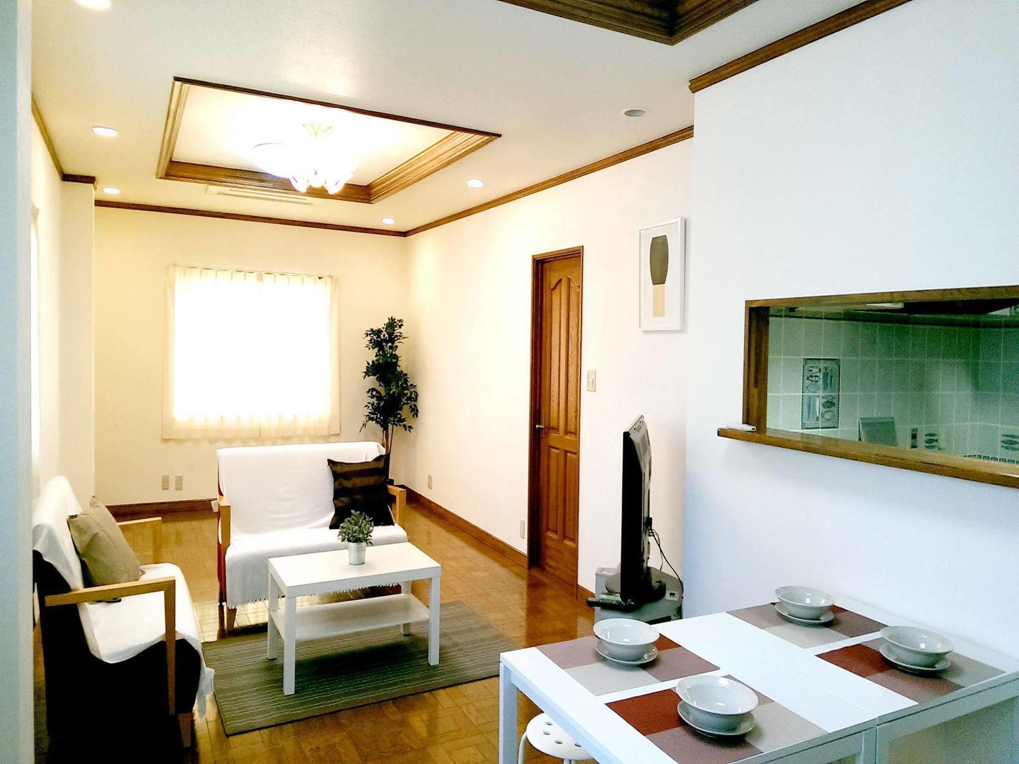 Terrace + House Bentencho Осака Екстериор снимка